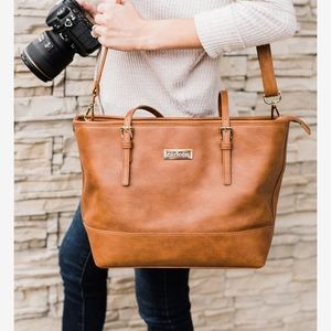 Carleen Creative Camera Bag used